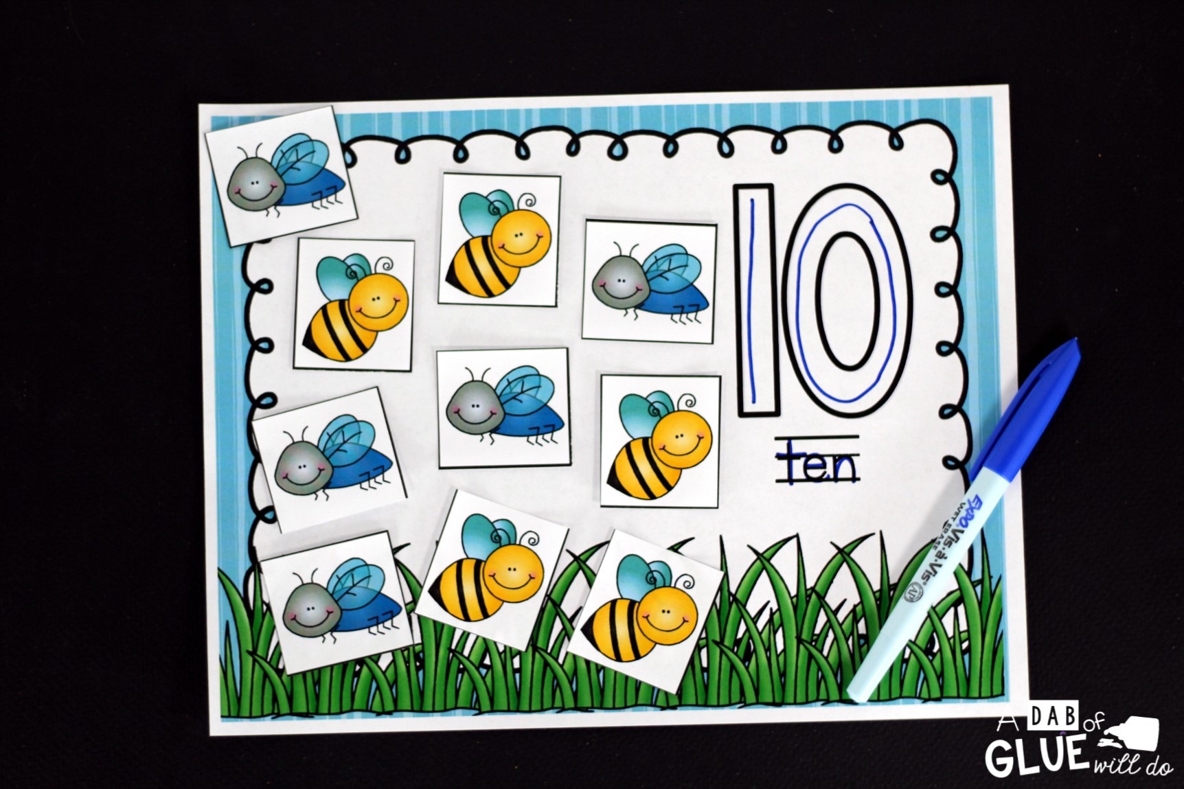 Insect Counting Mats freebie comes with insect counting mats for numbers 1 through 20. In addition there are five pages of insect cards. 
