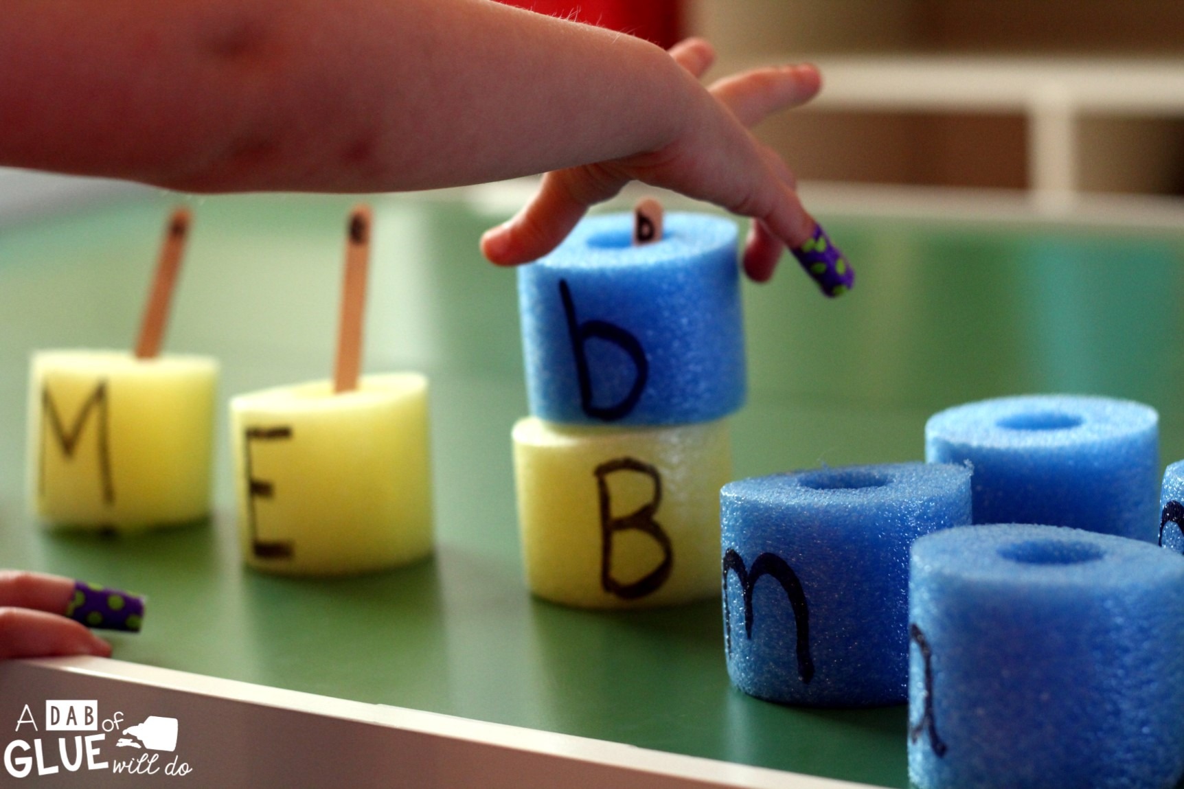 Summertime is almost over, which means pool noodles will be on SALE everywhere so why not go grab a few for cheap and use them for an educational purpose?! We have been working on letters the last few weeks before my oldest heads off to preschool and I thought the pool noodle alphabet match would be a great way for her to practice matching uppercase and lowercase letters.