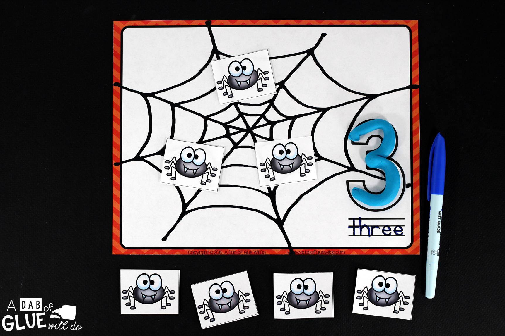 Spider Counting Mats is the perfect free printable to be added to your math centers. This activity is perfect for preschool and kindergarten students. 