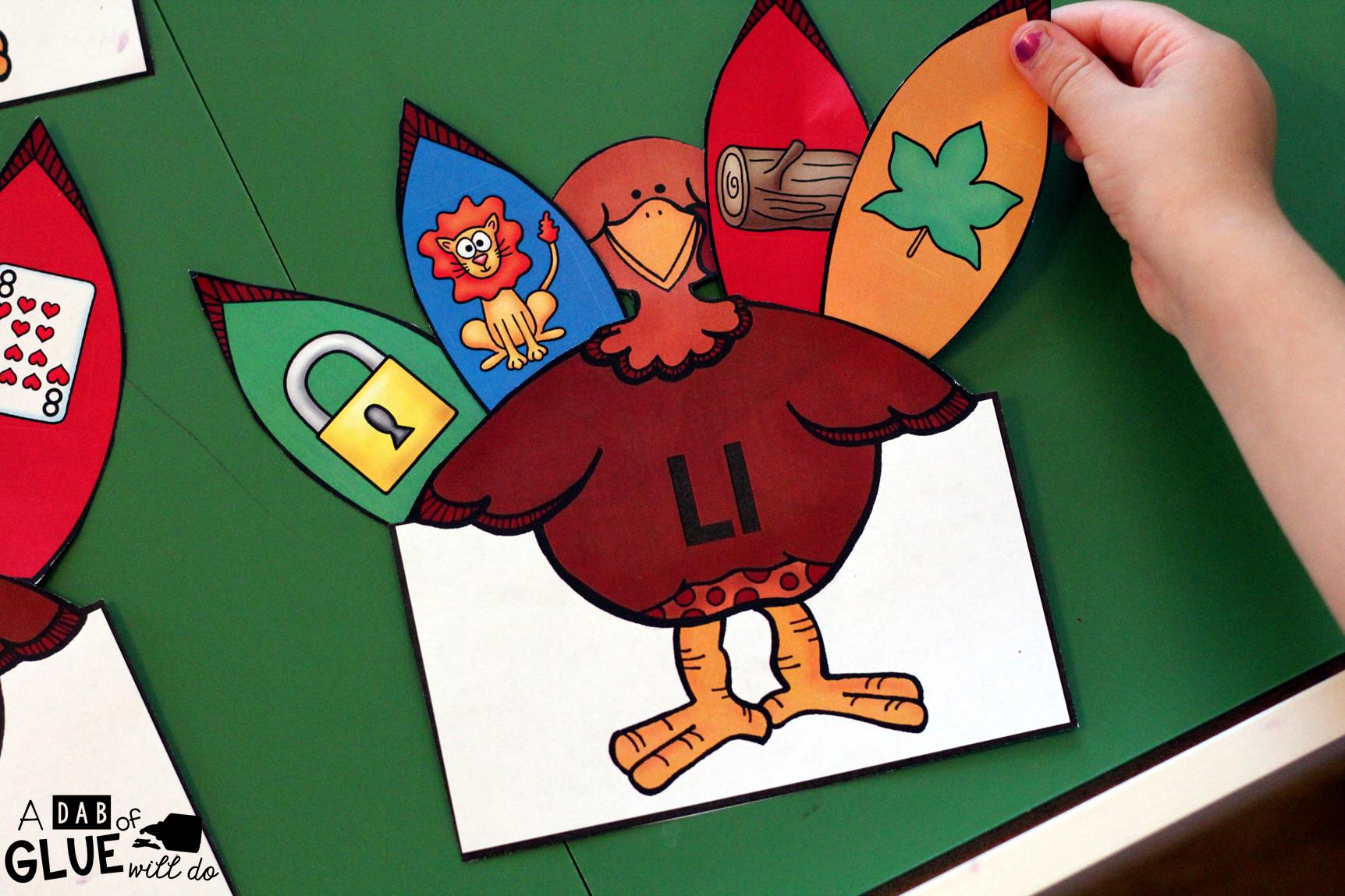 Turkey Initial Sounds is the perfect Thanksgiving literacy center to have students practice beginning sounds. This free printable is perfect for preschool and kindergarten students. 