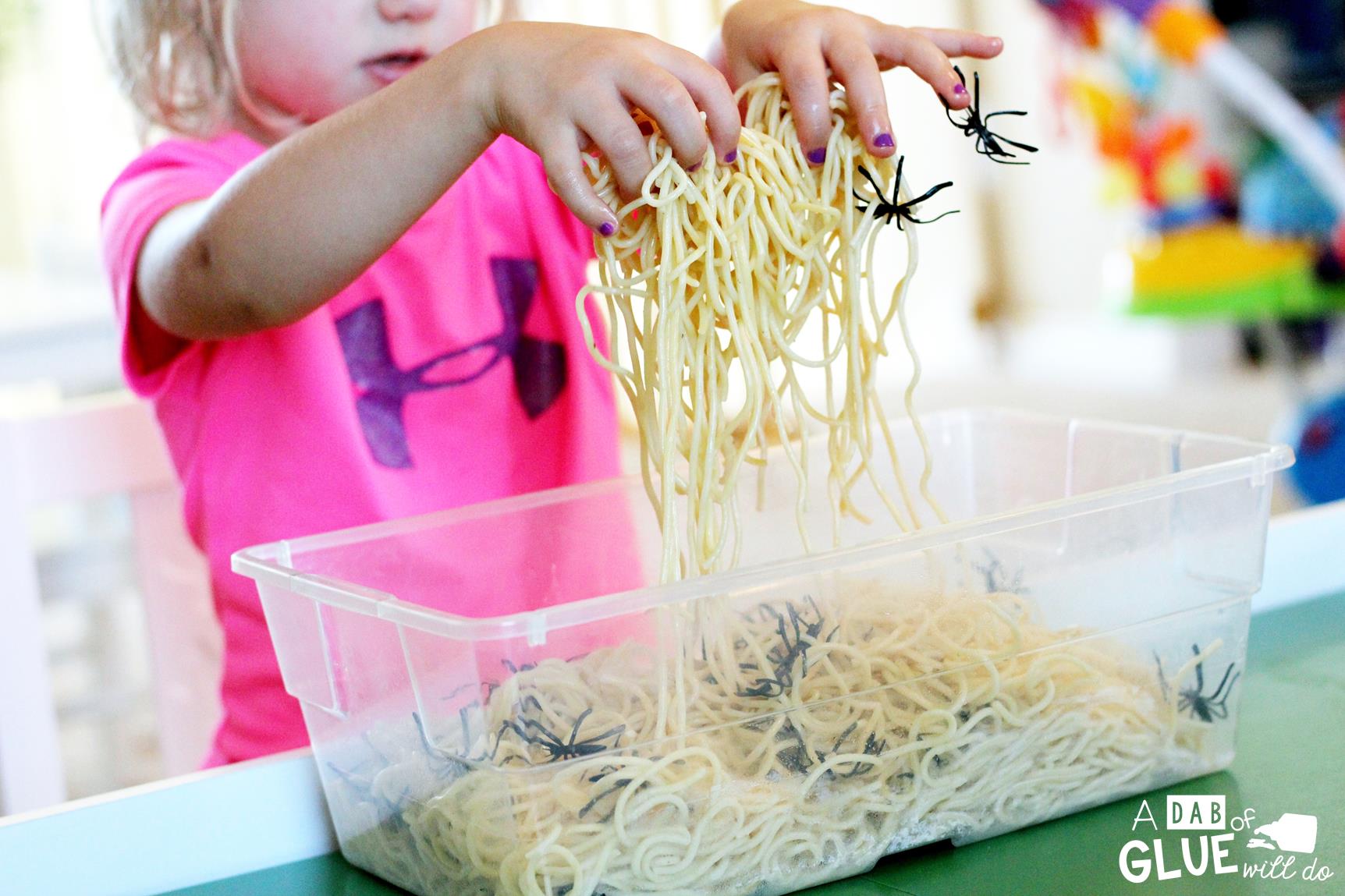 Spider Counting Sensory Activity is a fun Halloween themed interactive sensory bin. Students will practice their fine motor skills by picking out spiders from their webs and placing in the numbered ice trays. This activity is perfect for preschool and kindergarten students. 