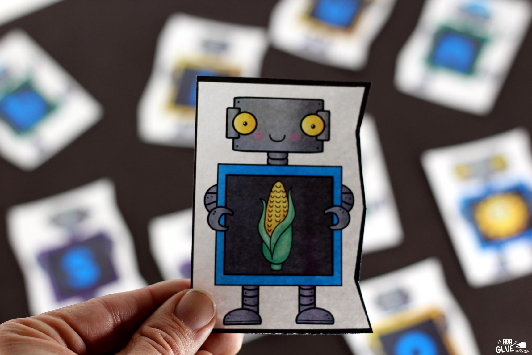 Robot CVC Word Puzzles is the perfect addition to your literacy centers. This free printable is great for preschool, kindergarten and first grade students. 