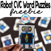 Robot CVC Word Puzzles is the perfect addition to your literacy centers. This free printable is great for preschool, kindergarten and first grade students.