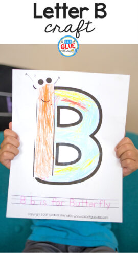 This week we are continuing with "B is for Butterfly". Every week we will be bringing you a fun alphabet craft to do with preschoolers and kindergarteners. When you complete the series, you'll be able to bind them together into a fantastic Animal Alphabet Book that your students have put together themselves! Let's get started with this fun letter B craft!