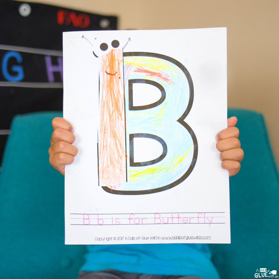 This week we are continuing with "B is for Butterfly". Every week we will be bringing you a fun alphabet craft to do with preschoolers and kindergarteners. When you complete the series, you'll be able to bind them together into a fantastic Animal Alphabet Book that your students have put together themselves! Let's get started with this fun letter B craft! 
