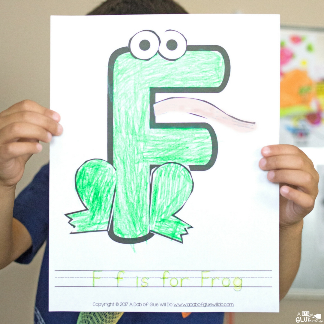 I have loved helping your students with this Alphabet Animal Letter of the Week series! Join us now as we jump into the F is for Frog craft.