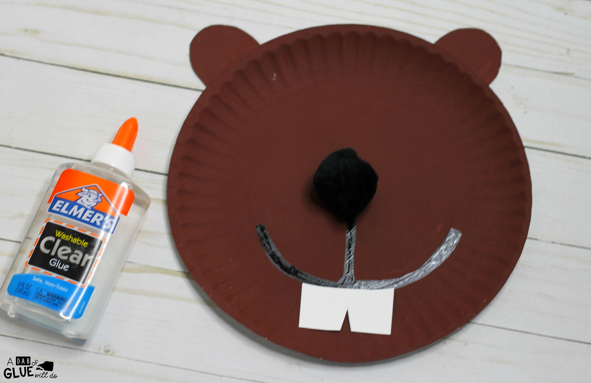 Try this Paper Plate Groundhog Craft in your elementary classroom as your next winter craft idea! It's a great fine motor craft and for nonfiction units!