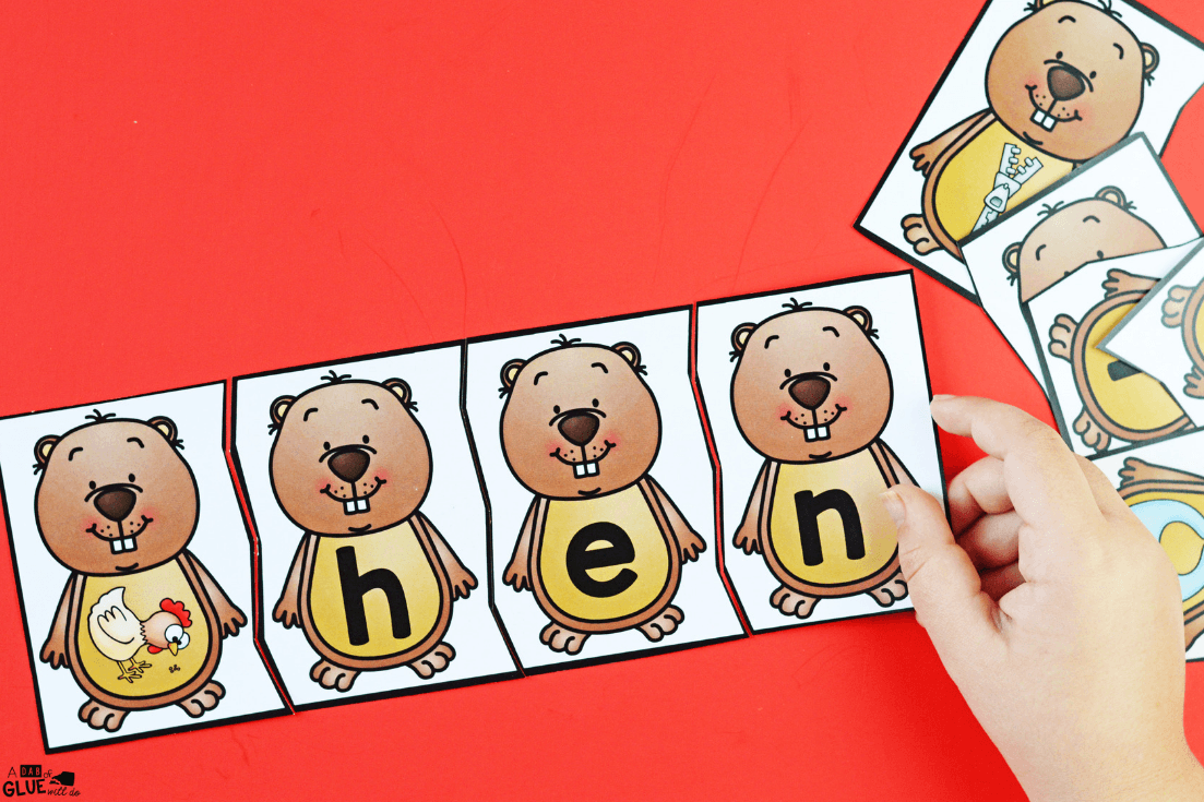 Using these Groundhog CVC Puzzles helps our students to build their phonemic awareness using single syllable words in an enjoyable way.