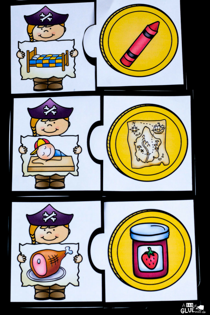 Help your early learners with this hands-on early literacy Pirate Rhyming Puzzle freebie.