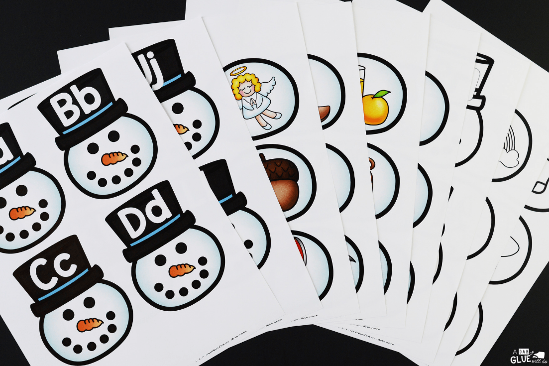 This Snowman Ending Sound Match-up activity helps early readers to learn how segment sounds and phonemes at the ending of words in a fun way!