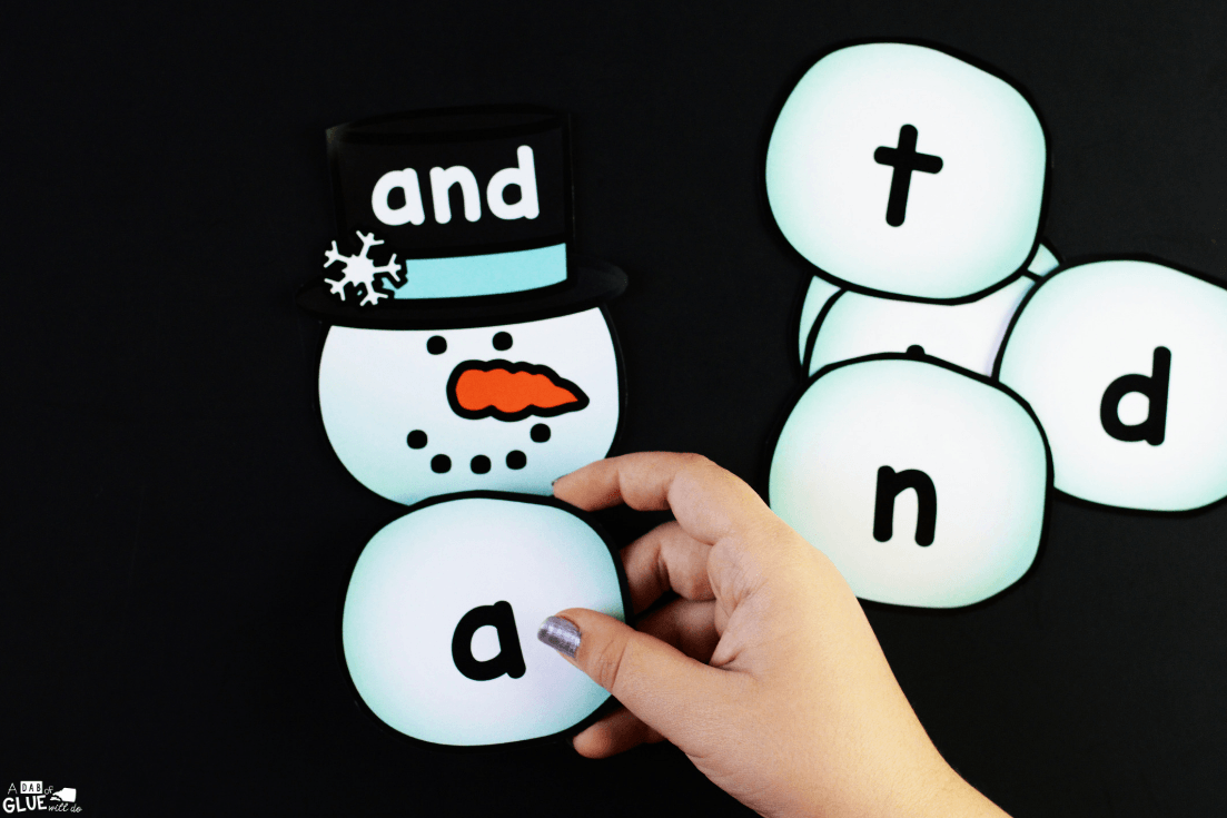 Winter theme games like this Snowman Editable Sight Word Activity and worksheets is a great way to get kids learning without realizing they are learning.