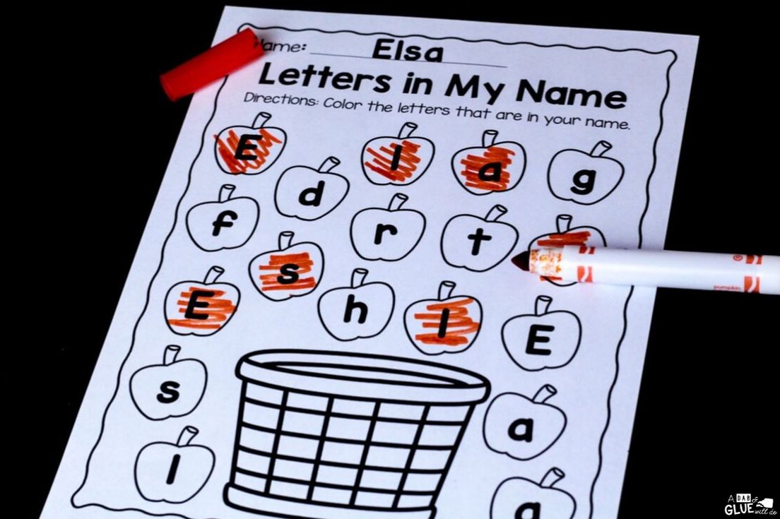 Students love building their names with this interactive Apple editable name activity. 