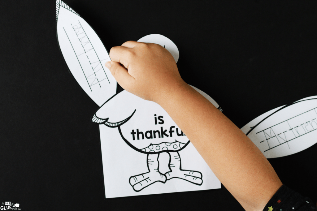 This I am Thankful Turkey is a great way to bring crafts and literacy together in a hands-on way.