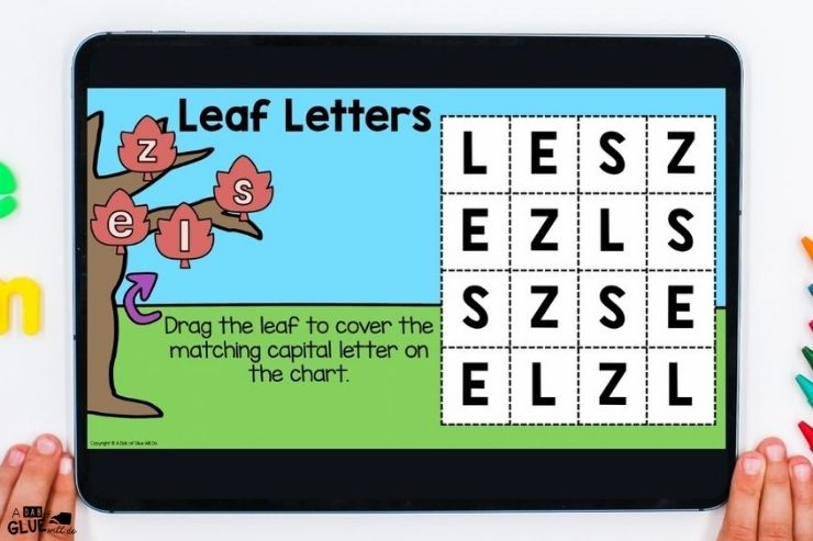 matching lowercase letters on leaves with capital letters digital game