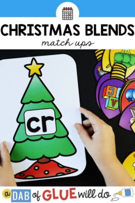 A christmas tree mat with the blends "cr" on it with light bulb pictures that start with that blend for children to practice with.