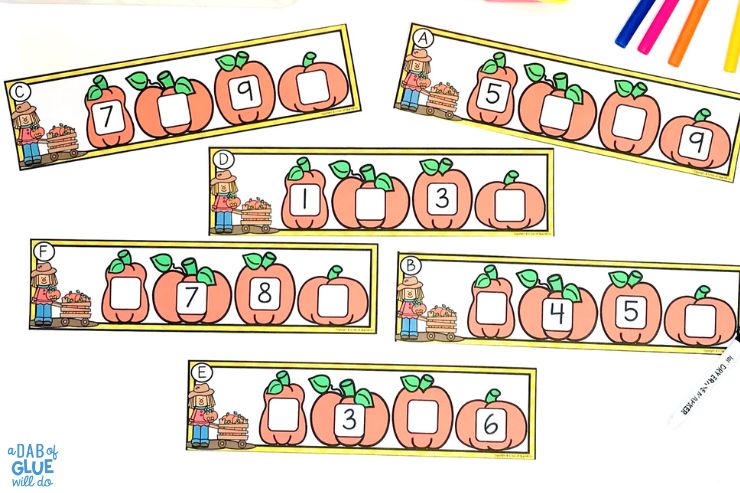Embrace the festive spirit of October! Offering kindergarten-specific math and reading activities to captivate young minds.